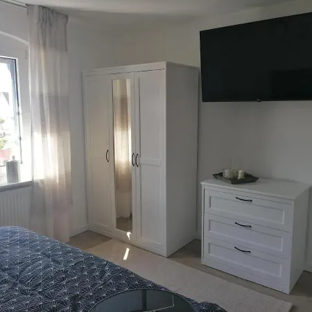 Апартаменты Ferienhaus Apartments Emmerthal *